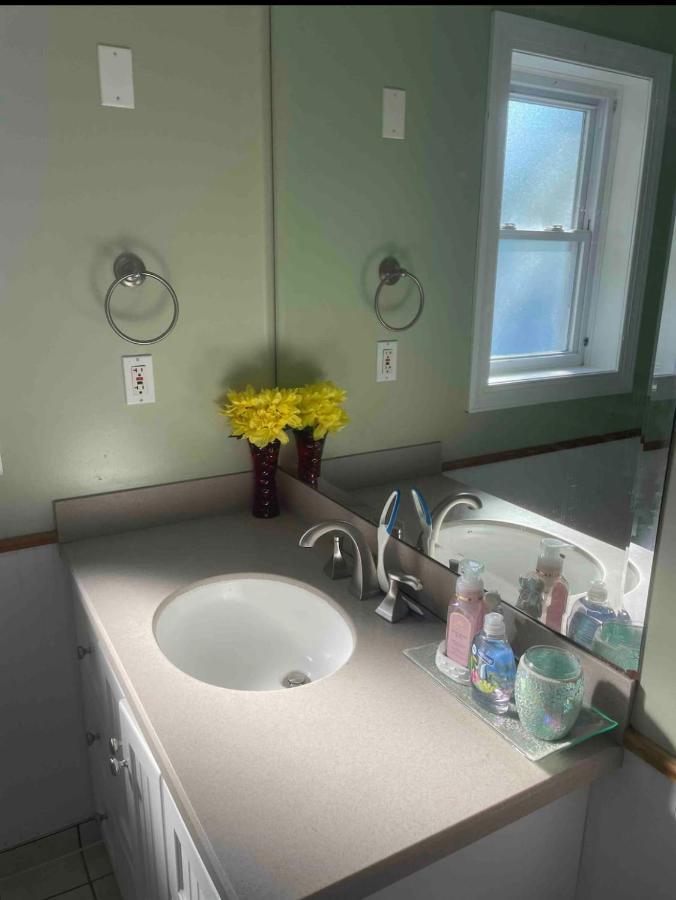 Guest Room Eatontown Bagian luar foto