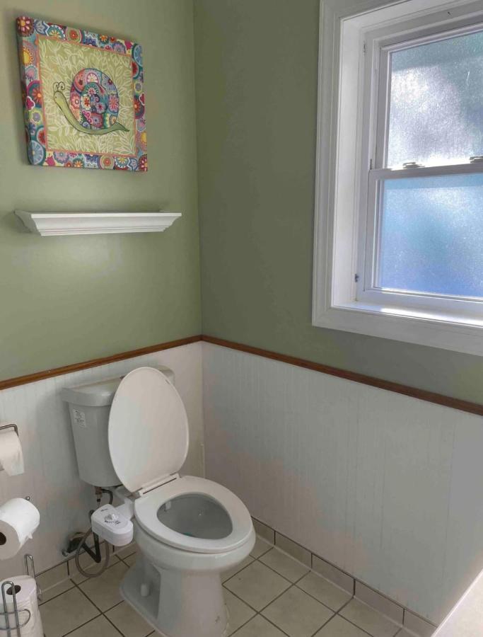 Guest Room Eatontown Bagian luar foto